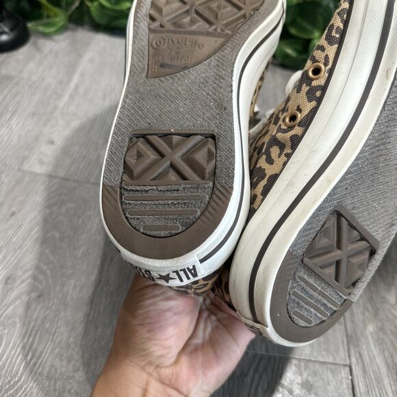 Converse Chuck Taylor All-Star High top Size 10 Womens Cheetah Print Shoes - Picture 8 of 9